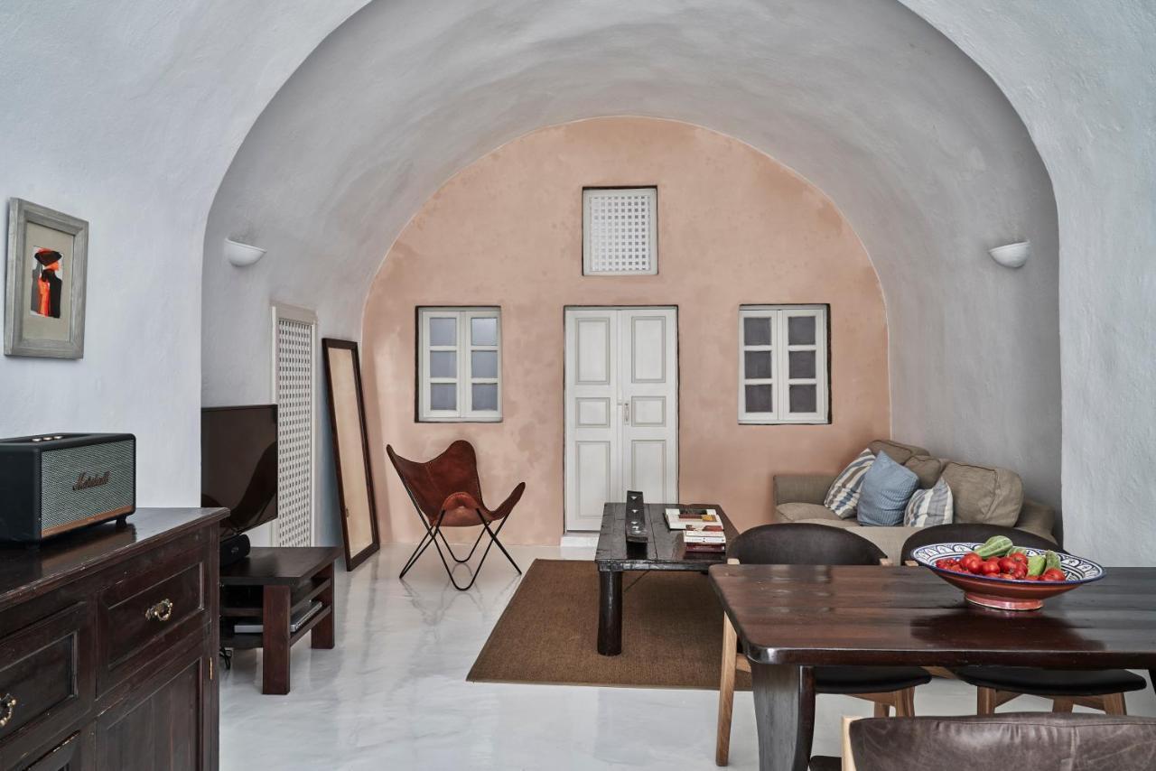 מגלוחורי 2 Bedroom Charming Villa With Outdoors Jacuzzi מראה חיצוני תמונה